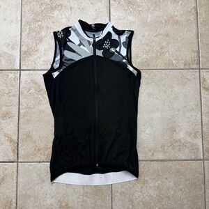 Black and White Graphic Fitted Sleeveless Tank Top Cycling Top Size Small